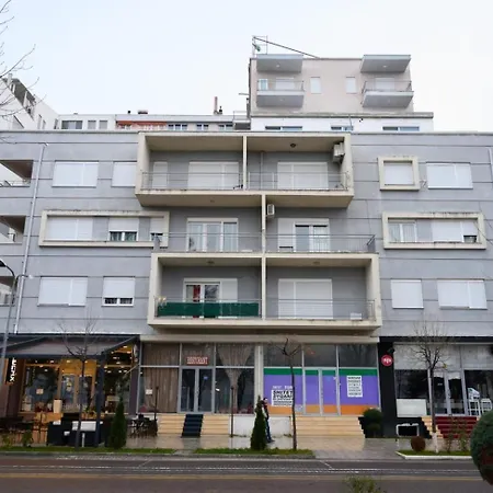 House For Rent In Apartmán Pogradec