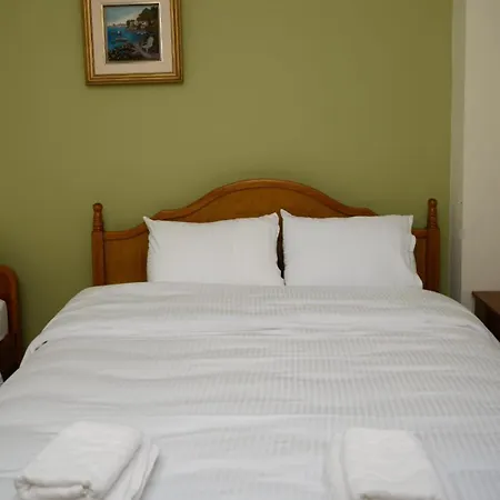 House For Rent In Apartmán Pogradec